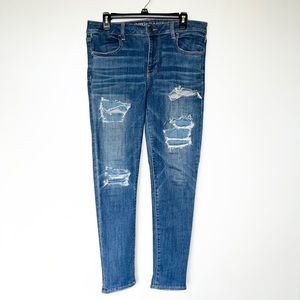 American Eagle Super Super Stretch X Distressed Jegging